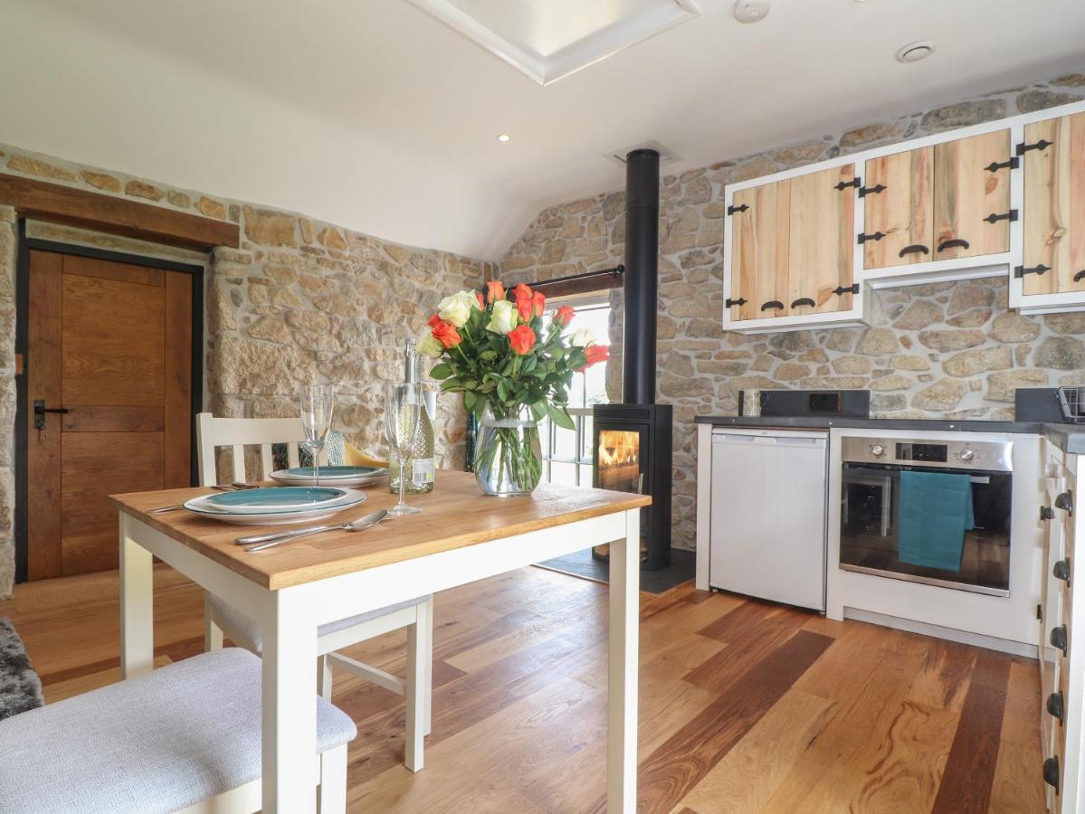 The Hayloft Villa Helston Bagian luar foto