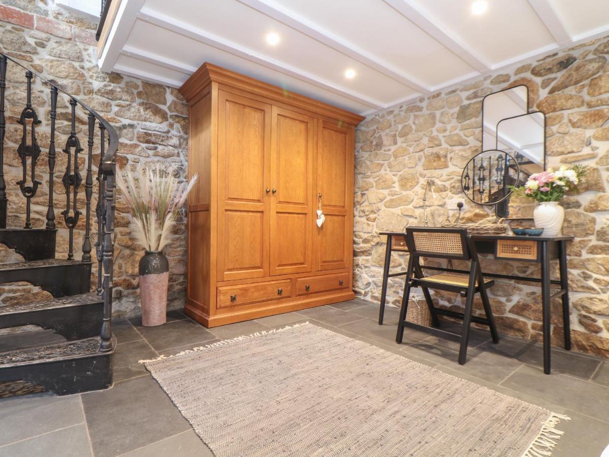 The Hayloft Villa Helston Bagian luar foto